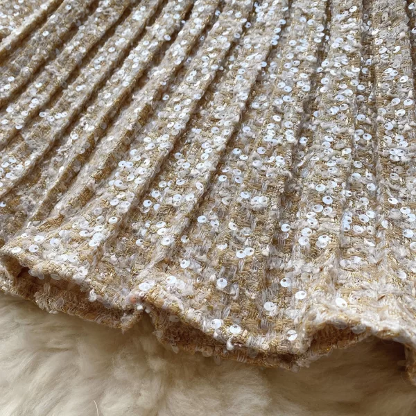 LE2103 Sweet Age Reduction Short Beaded Tweed Coat High Waist Slimming Pleated Skirt Autumn and Winter Small Fragrance Suit - Image 5