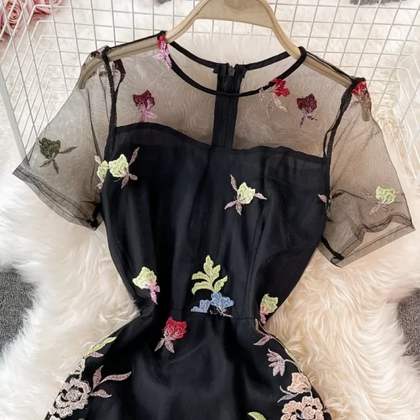 LE2142 Summer New Super Fairy Embroidered Mini Women'S Dress Vintage Gentle Mesh Crewneck Dress Elegant Temperament Dress - Image 3