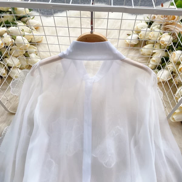 LE4030 High-End Beaded Sequin Three-Dimensional Flower Shirt Women 2025 Spring New See-Through Mesh French Top - Image 3