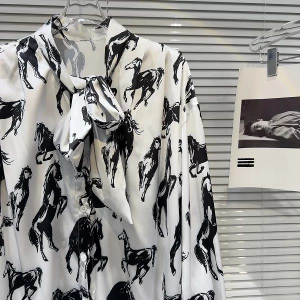 LE2057 New Niche Horse Print Pattern Strap Sunblock Glass Silk Shirt - Image 3