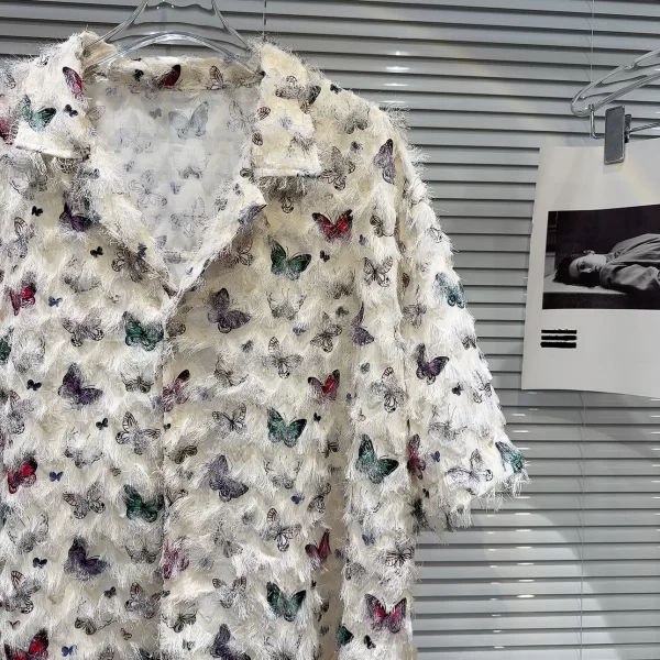 LE2065 New Minority Color Butterfly Pattern Fleece Fabric Short-Sleeved Blouse - Image 4