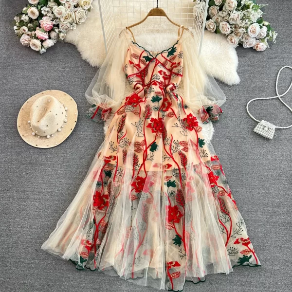 LE2134 Luxury Embroidered Women'S Long Dress Elegant Lantern Sleeve V-Neck Gauze Embroidery Dress Seaside Holiday Long Dress