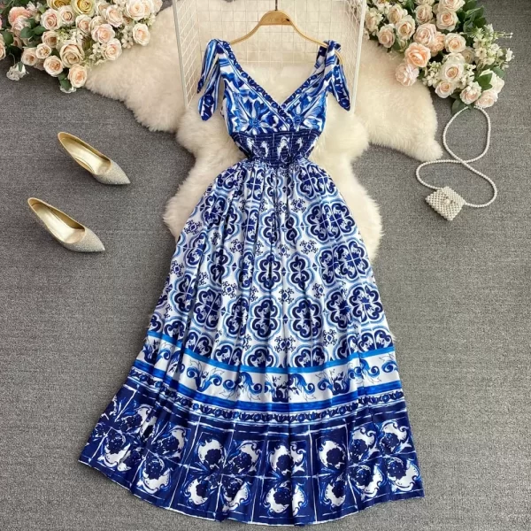 LE2123 Advanced Long Women'S Dress Court Style V-Neck Celadon Maxi Print Dress Elastic Waist  A-Line Elegant Halter Dress - Image 2